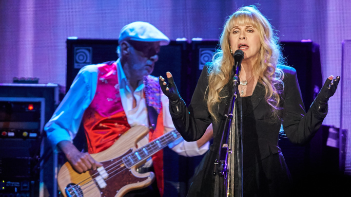 Fleetwood Mac Reunite With Christine McVie at Golden Minneapolis Show
